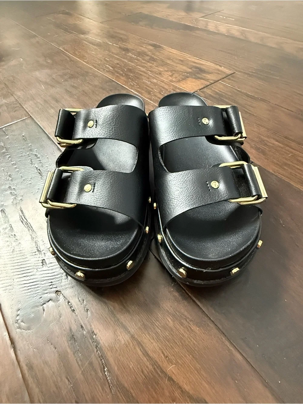 BCBGeneration Bamba Platform Sandal
